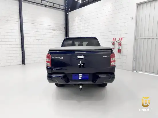 MITSUBISHI-L200 TRITON-2018