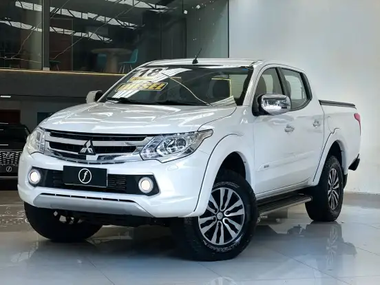 MITSUBISHI-L200 TRITON-2.4 16V TURBO DIESEL SPORT HPE TOP CD 4P 4X4 AUTOMÁTICO MITSUBISHI-L200 TRITON-2018