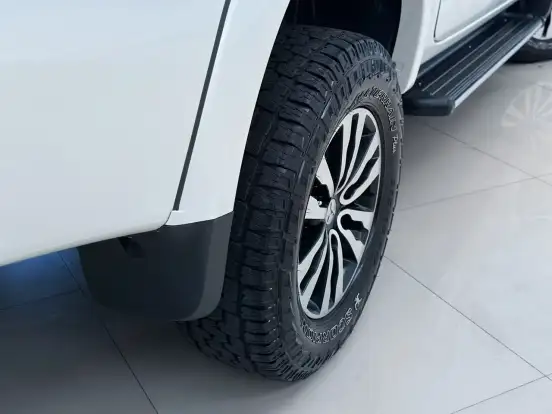 MITSUBISHI-L200 TRITON-2.4 16V TURBO DIESEL SPORT HPE TOP CD 4P 4X4 AUTOMÁTICO MITSUBISHI-L200 TRITON-2018