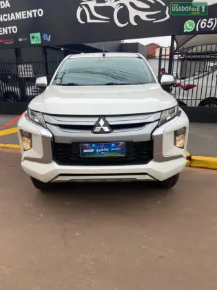 MITSUBISHI L200 TRITON 2.4 16V TURBO DIESEL SPORT HPE-S CD 4P 4X4 AUTOMÁTICO