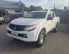 MITSUBISHI L200 TRITON 2.4 16V TURBO DIESEL GL CD 4X4 MANUAL MITSUBISHI L200 TRITON 2.4 16V TURBO DIESEL GL CD 4X4 MANUAL