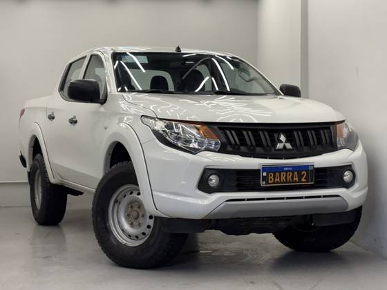 MITSUBISHI L200 TRITON 2.4 16V TURBO DIESEL GL CD 4X4 MANUAL