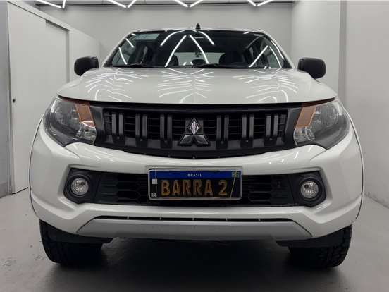 MITSUBISHI-L200 TRITON-2.4 16V TURBO DIESEL GL CD 4X4 MANUAL MITSUBISHI-L200 TRITON-2024