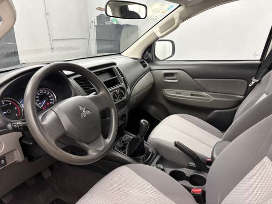 MITSUBISHI-L200 TRITON-2.4 16V TURBO DIESEL GL CD 4X4 MANUAL MITSUBISHI-L200 TRITON-2024
