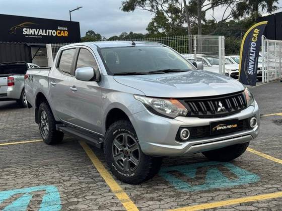 MITSUBISHI L200 TRITON 2.4 16V TURBO DIESEL OUTDOOR GLS CD 4X4 AUTOMÁTICO
