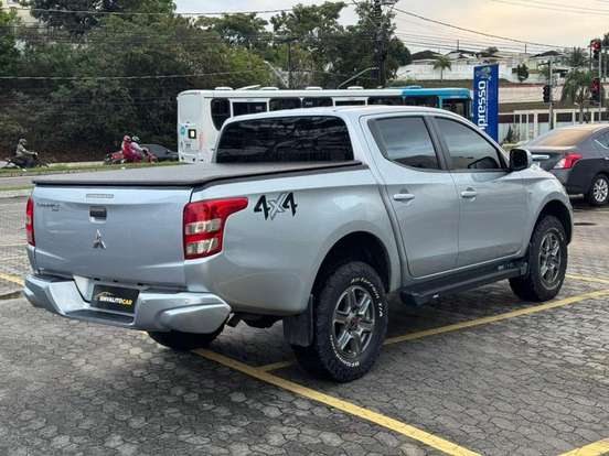 MITSUBISHI-L200 TRITON-2020