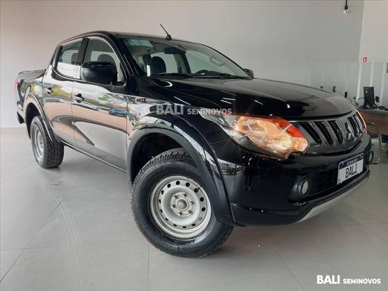 MITSUBISHI L200 TRITON 2.4 16V TURBO DIESEL SPORT GLS CD 4P 4X4 AUTOMÁTICO