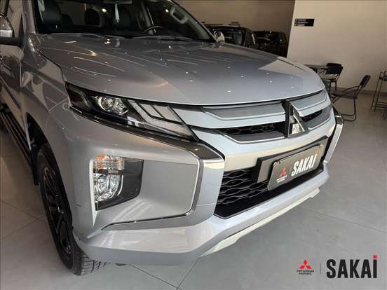 MITSUBISHI-L200 TRITON-2.4 16V TURBO DIESEL SPORT HPE CD 4P 4X4 AUTOMÁTICO MITSUBISHI-L200 TRITON-2023