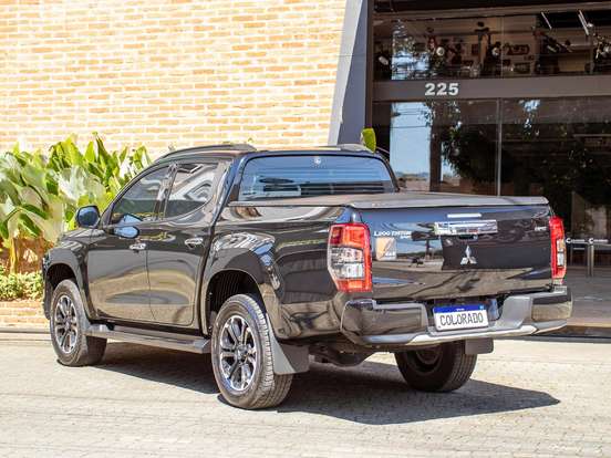 MITSUBISHI-L200 TRITON-2.4 16V TURBO DIESEL SPORT HPE CD 4P 4X4 AUTOMÁTICO MITSUBISHI-L200 TRITON-2023