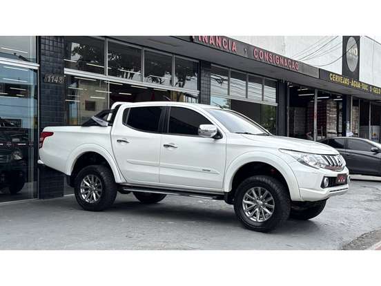 MITSUBISHI-L200 TRITON-2.4 16V TURBO DIESEL SPORT HPE-S CD 4P 4X4 AUTOMÁTICO MITSUBISHI-L200 TRITON-2018