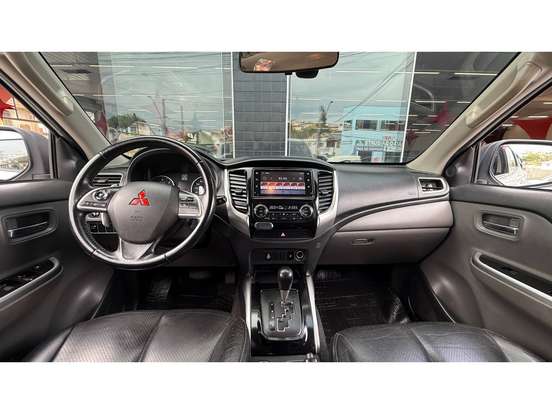 MITSUBISHI-L200 TRITON-2.4 16V TURBO DIESEL SPORT HPE-S CD 4P 4X4 AUTOMÁTICO MITSUBISHI-L200 TRITON-2018