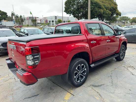 MITSUBISHI-L200 TRITON-2.4 16V TURBO DIESEL SPORT HPE-S CD 4P 4X4 AUTOMÁTICO MITSUBISHI-L200 TRITON-2023
