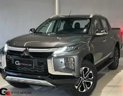 MITSUBISHI L200 TRITON 2.4 16V TURBO DIESEL SPORT HPE-S CD 4P 4X4 AUTOMÁTICO MITSUBISHI L200 TRITON 2.4 16V TURBO DIESEL SPORT HPE-S CD 4P 4X4 AUTOMÁTICO