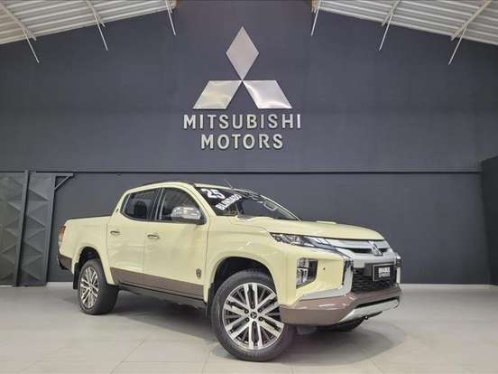 MITSUBISHI-L200 TRITON-2.4 16V TURBO DIESEL SPORT HPE-S TERRA CD 4P 4X4 AUTOMÁTICO MITSUBISHI-L200 TRITON-2024