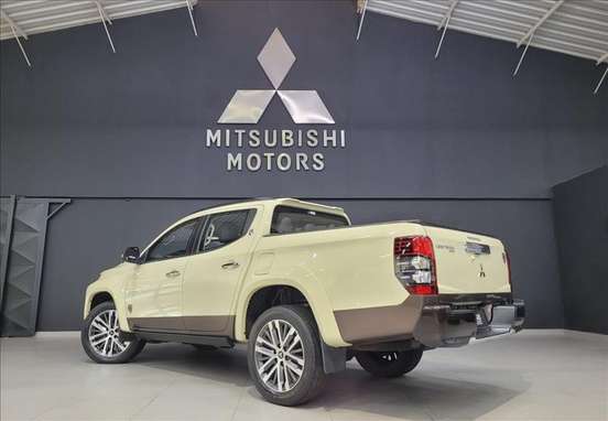 MITSUBISHI-L200 TRITON-2024