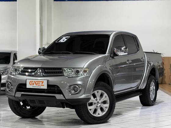 MITSUBISHI L200 TRITON 2.4 HLS 4X2 CD 16V FLEX 4P MANUAL