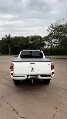 MITSUBISHI-L200 TRITON-3.2 HPE 4X4 CD 16V TURBO INTERCOOLER DIESEL 4P AUTOMÁTICO MITSUBISHI-L200 TRITON-2013
