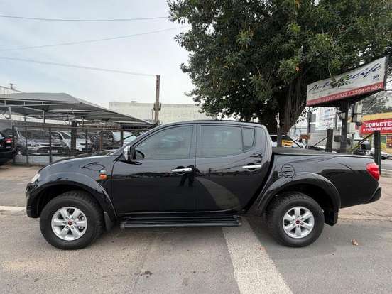 MITSUBISHI-L200 TRITON-3.2 HPE 4X4 CD 16V TURBO INTERCOOLER DIESEL 4P AUTOMÁTICO MITSUBISHI-L200 TRITON-2012