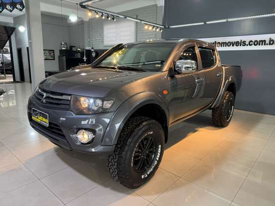 MITSUBISHI-L200 TRITON-3.2 HPE 4X4 CD 16V TURBO INTERCOOLER DIESEL 4P AUTOMÁTICO MITSUBISHI-L200 TRITON-2015