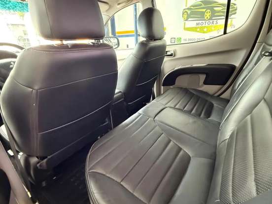 MITSUBISHI-L200 TRITON-3.5 HPE 4X4 CD V6 24V FLEX 4P AUTOMÁTICO MITSUBISHI-L200 TRITON-2014
