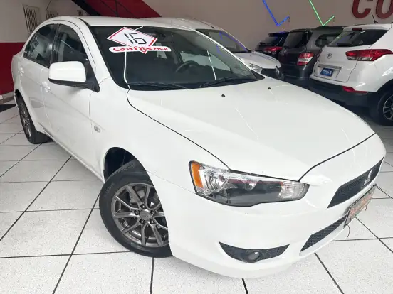 MITSUBISHI-LANCER-2.0 HL 16V GASOLINA 4P AUTOMÁTICO MITSUBISHI-LANCER-2015