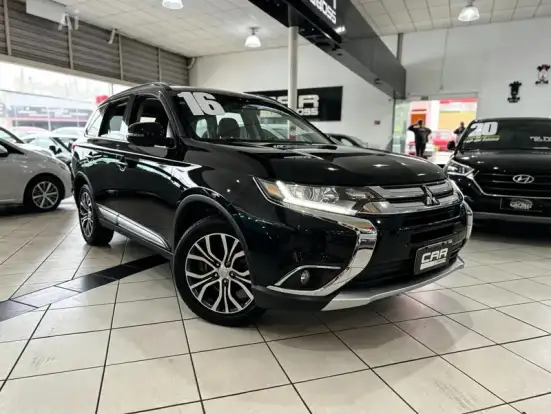 MITSUBISHI-OUTLANDER-2016