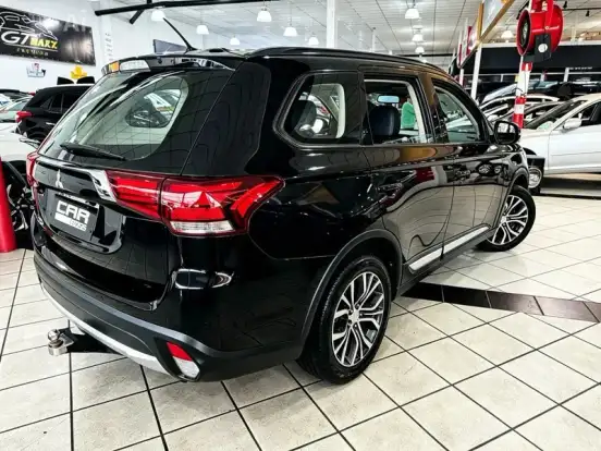 MITSUBISHI-OUTLANDER-2.0 16V GASOLINA 4P AUTOMÁTICO MITSUBISHI-OUTLANDER-2016