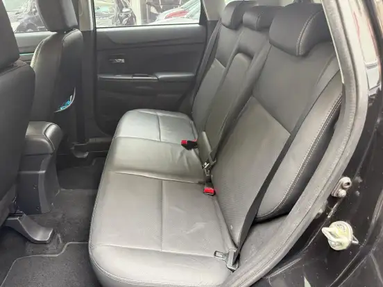 MITSUBISHI-OUTLANDER-2.0 MIVEC GASOLINA HPE AUTOMÁTICO MITSUBISHI-OUTLANDER-2021