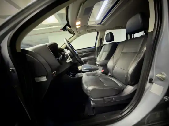 MITSUBISHI-OUTLANDER-2.2 4X4 16V DIESEL 4P AUTOMÁTICO MITSUBISHI-OUTLANDER-2016