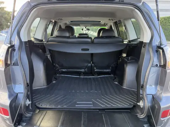 MITSUBISHI-OUTLANDER-2.4 4X4 16V GASOLINA 4P AUTOMÁTICO MITSUBISHI-OUTLANDER-2009
