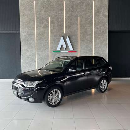 MITSUBISHI-OUTLANDER-2.0 16V GASOLINA 4P AUTOMÁTICO MITSUBISHI-OUTLANDER-2014