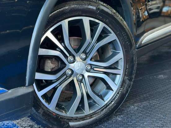 MITSUBISHI-OUTLANDER-2.0 16V GASOLINA 4P AUTOMÁTICO MITSUBISHI-OUTLANDER-2015