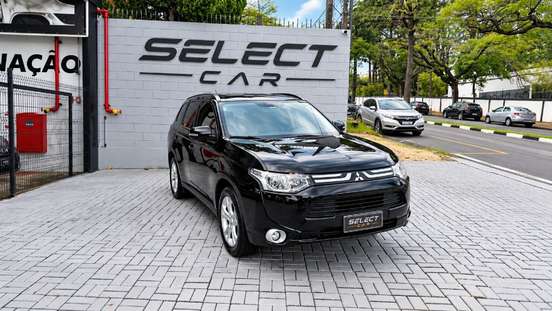 MITSUBISHI-OUTLANDER-2013
