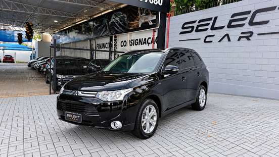 MITSUBISHI-OUTLANDER-2013