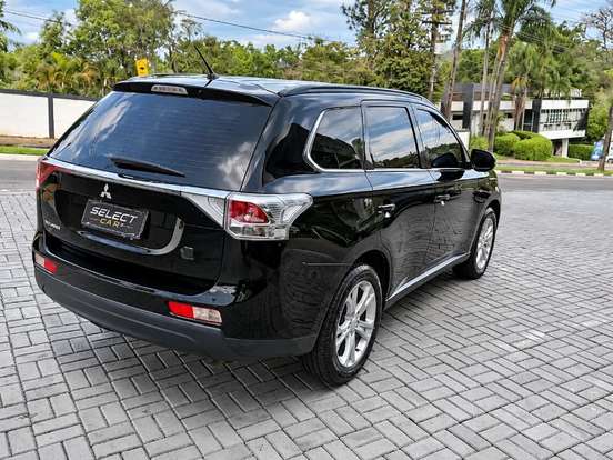 MITSUBISHI-OUTLANDER-2.0 16V GASOLINA 4P AUTOMÁTICO MITSUBISHI-OUTLANDER-2013