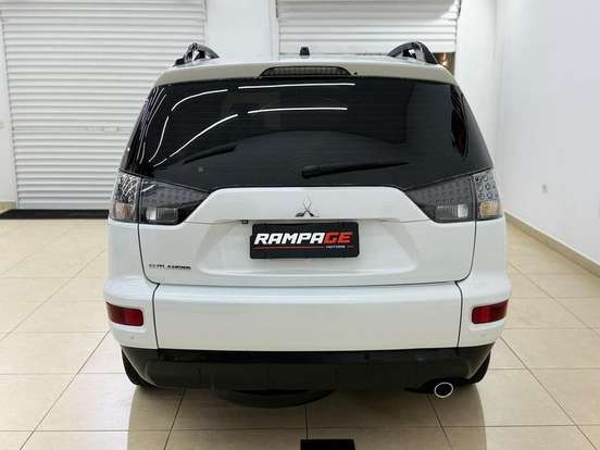 MITSUBISHI-OUTLANDER-2.0 16V GASOLINA 4P AUTOMÁTICO MITSUBISHI-OUTLANDER-2013