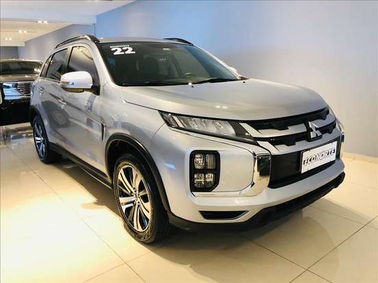 MITSUBISHI-OUTLANDER-2021