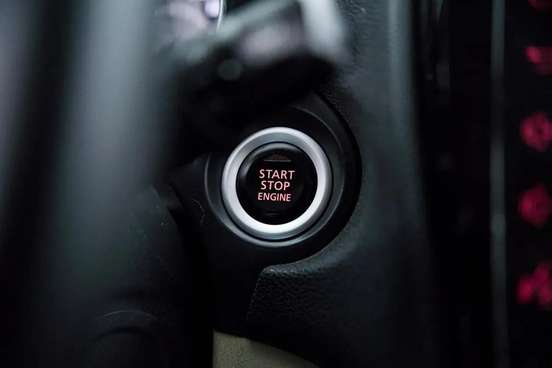 MITSUBISHI-OUTLANDER-2.0 MIVEC GASOLINA HPE AUTOMÁTICO MITSUBISHI-OUTLANDER-2021
