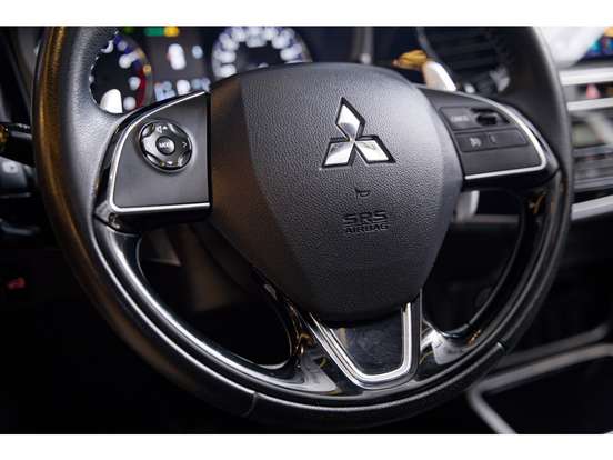 MITSUBISHI-OUTLANDER-2.0 MIVEC GASOLINA HPE AUTOMÁTICO MITSUBISHI-OUTLANDER-2018