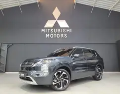 MITSUBISHI OUTLANDER 2.4 PHEV SIGNATURE S-AWC DHT MITSUBISHI OUTLANDER 2.4 PHEV SIGNATURE S-AWC DHT