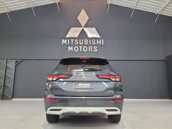 MITSUBISHI-OUTLANDER-2.4 PHEV SIGNATURE S-AWC DHT MITSUBISHI-OUTLANDER-2025
