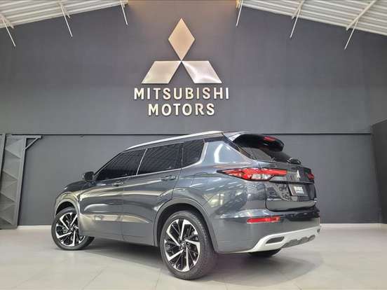 MITSUBISHI-OUTLANDER-2.4 PHEV SIGNATURE S-AWC DHT MITSUBISHI-OUTLANDER-2025
