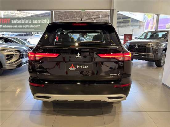 MITSUBISHI-OUTLANDER-2.4 PHEV SIGNATURE S-AWC DHT MITSUBISHI-OUTLANDER-2025