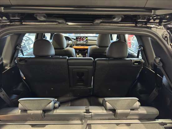 MITSUBISHI-OUTLANDER-2.4 PHEV SIGNATURE S-AWC DHT MITSUBISHI-OUTLANDER-2025