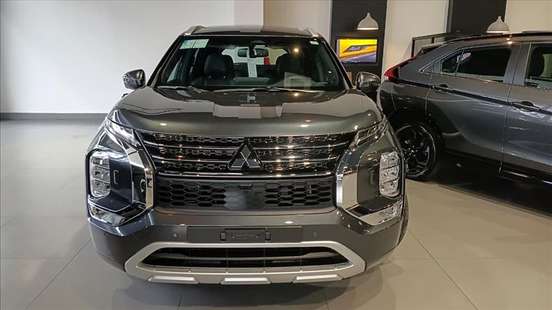 MITSUBISHI-OUTLANDER-2025