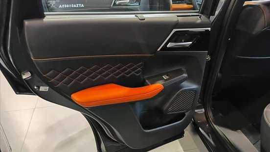 MITSUBISHI-OUTLANDER-2025