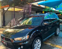 MITSUBISHI OUTLANDER 3.0 GT 4X4 V6 24V GASOLINA 4P AUTOMÁTICO MITSUBISHI OUTLANDER 3.0 GT 4X4 V6 24V GASOLINA 4P AUTOMÁTICO