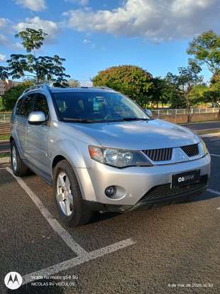 MITSUBISHI-OUTLANDER-2009