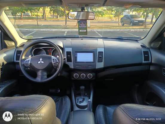 MITSUBISHI-OUTLANDER-3.0 4X4 V6 24V GASOLINA 4P AUTOMÁTICO MITSUBISHI-OUTLANDER-2009