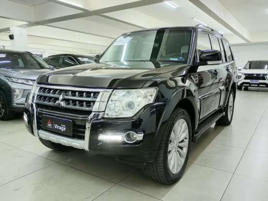 MITSUBISHI-PAJERO-2017